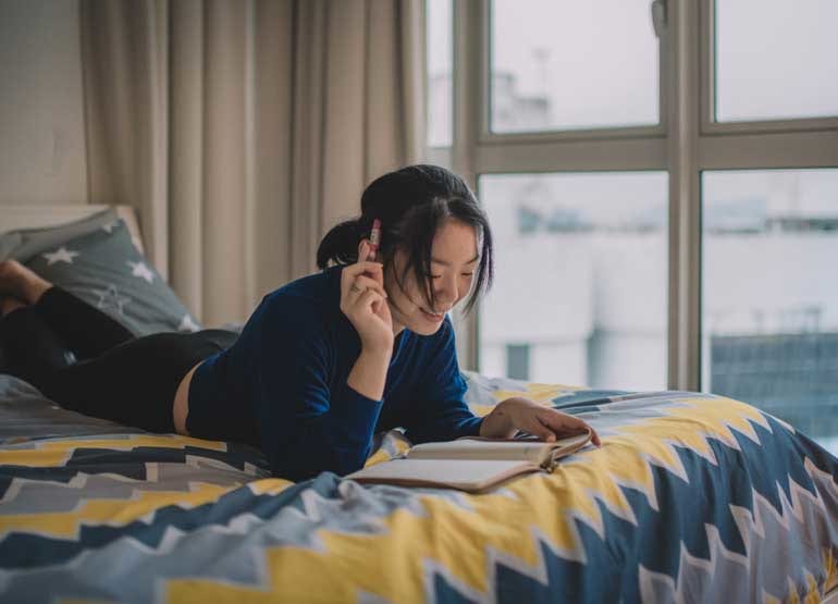 Các dấu hiệu ở phụ nữ khi rụng trứng